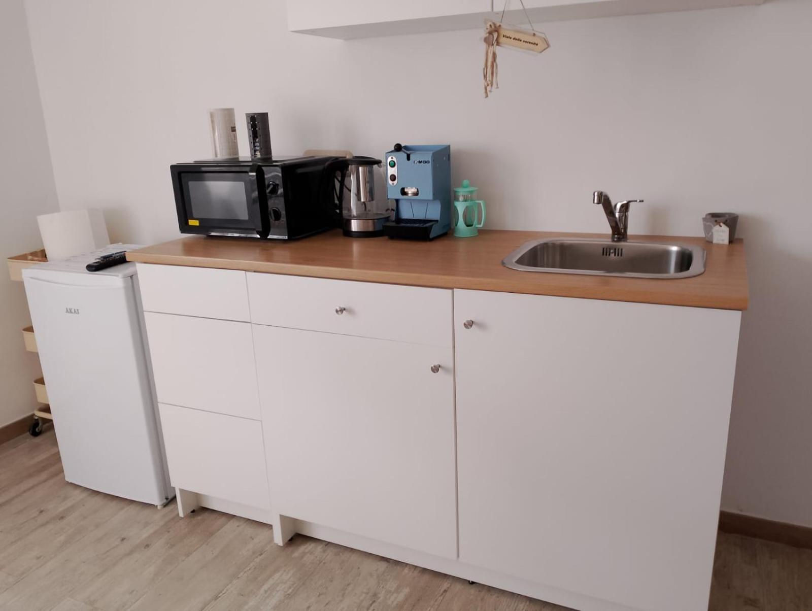 B&B Airport Serenity Suites Naples Luaran gambar